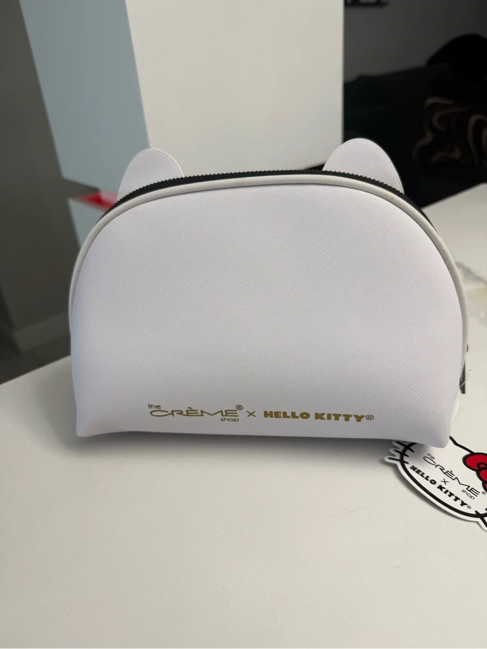 Hello Kitty crème shop cosmetic bag new